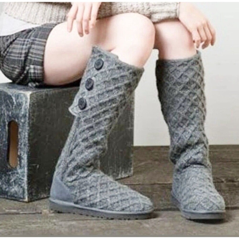 UGG Australia Cardy Lattice Knit Boots. Women's Size 8 (UK 6.5, EUR 39) Gray